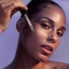 Alicia Keys Using Squalane Facial Oil